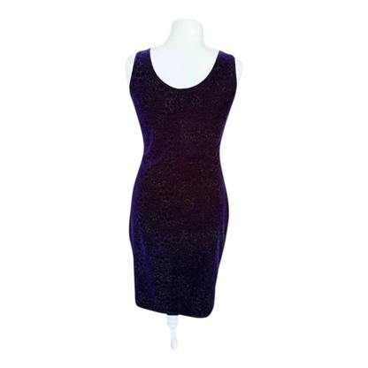 TrickandChic fioletowa welurowa sukienka Onyx Nite by Wendy Chaitin w stylu Y2K z brokatem, widok z tyłu