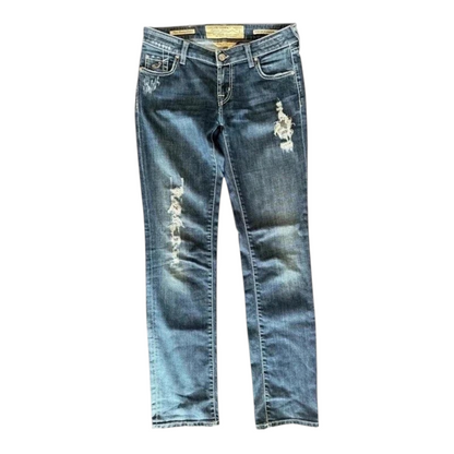 TrickandChic damskie jeansy Jacob Cohën z przetarciami, wykonane z japońskiego denimu w kolorze niebieskim.