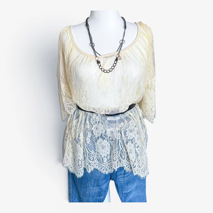 Bluzka firankowa otwarte rękawy 44/46 XXL second hand | TrickandChic