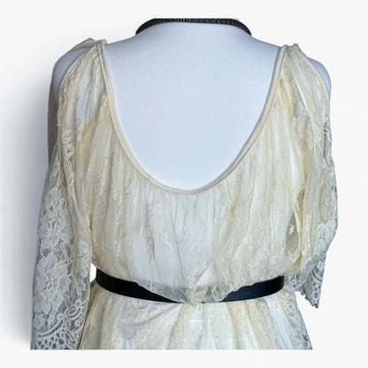 Bluzka firankowa otwarte rękawy 44/46 XXL second hand | TrickandChic