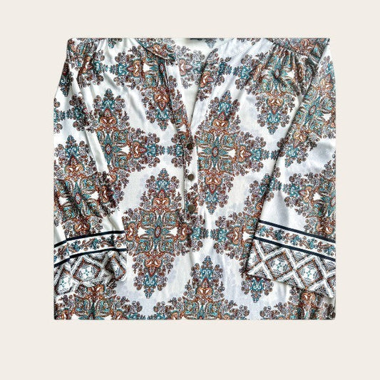 Damska bluzka TrickandChic marki Wallis w stylu boho z wzorem paisley w odcieniach turkusu i brązu na białym tle.