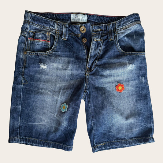 Damskie szorty jeansowe TrickandChic w stylu vintage y2k z kwiatowymi aplikacjami i efektem sprania