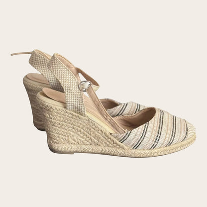Damskie espadryle na koturnie TrickandChic Jenny Fairy w beżowe paski z plecioną podeszwą w stylu boho