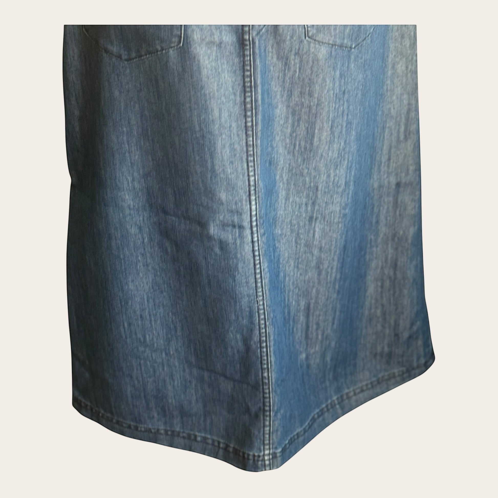Granatowa spódnica jeansowa vintage marki OVS z miękkiego denimu w stylu lat 90.