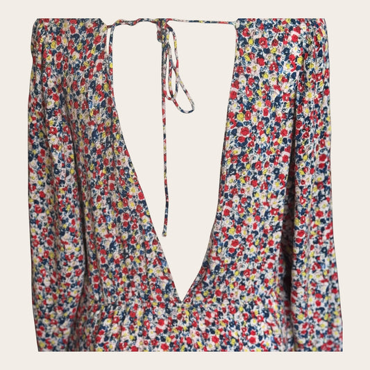 Sukienka TrickandChic H&M z wiskozy w drobne kwiaty z głębokim wycięciem na plecach wiązanym na sznureczki